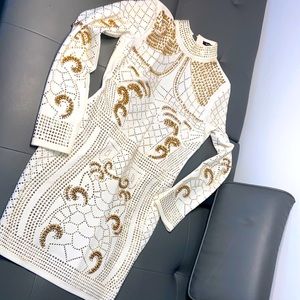 “Shine Bright like a Diamond” offwhite & gold backless mini party dress! Size 12